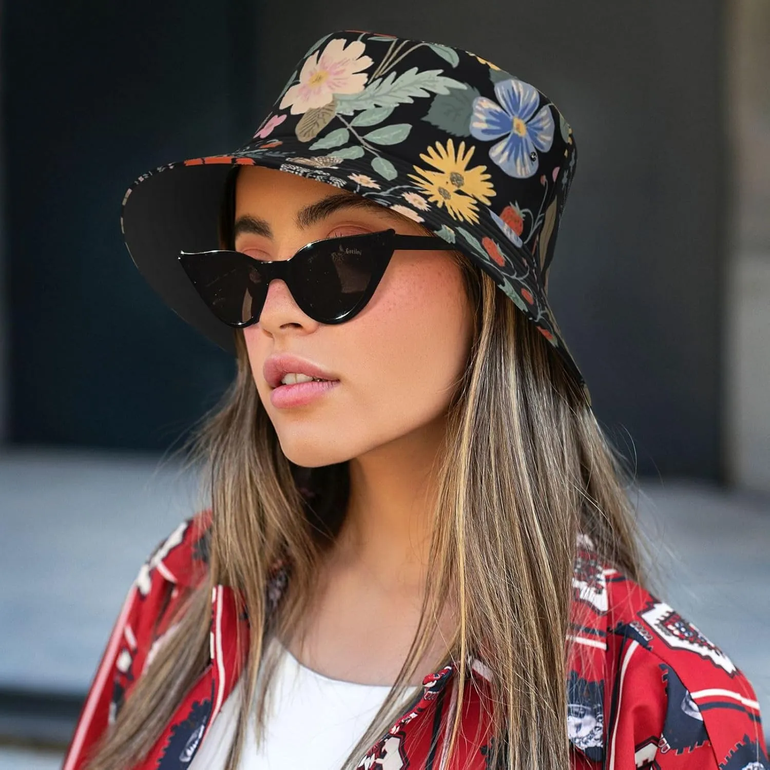 Chic Wildflowers Bucket Hat Summer Packable Fisherman Cap Beach Travel Sun Hat for Unisex Men Women