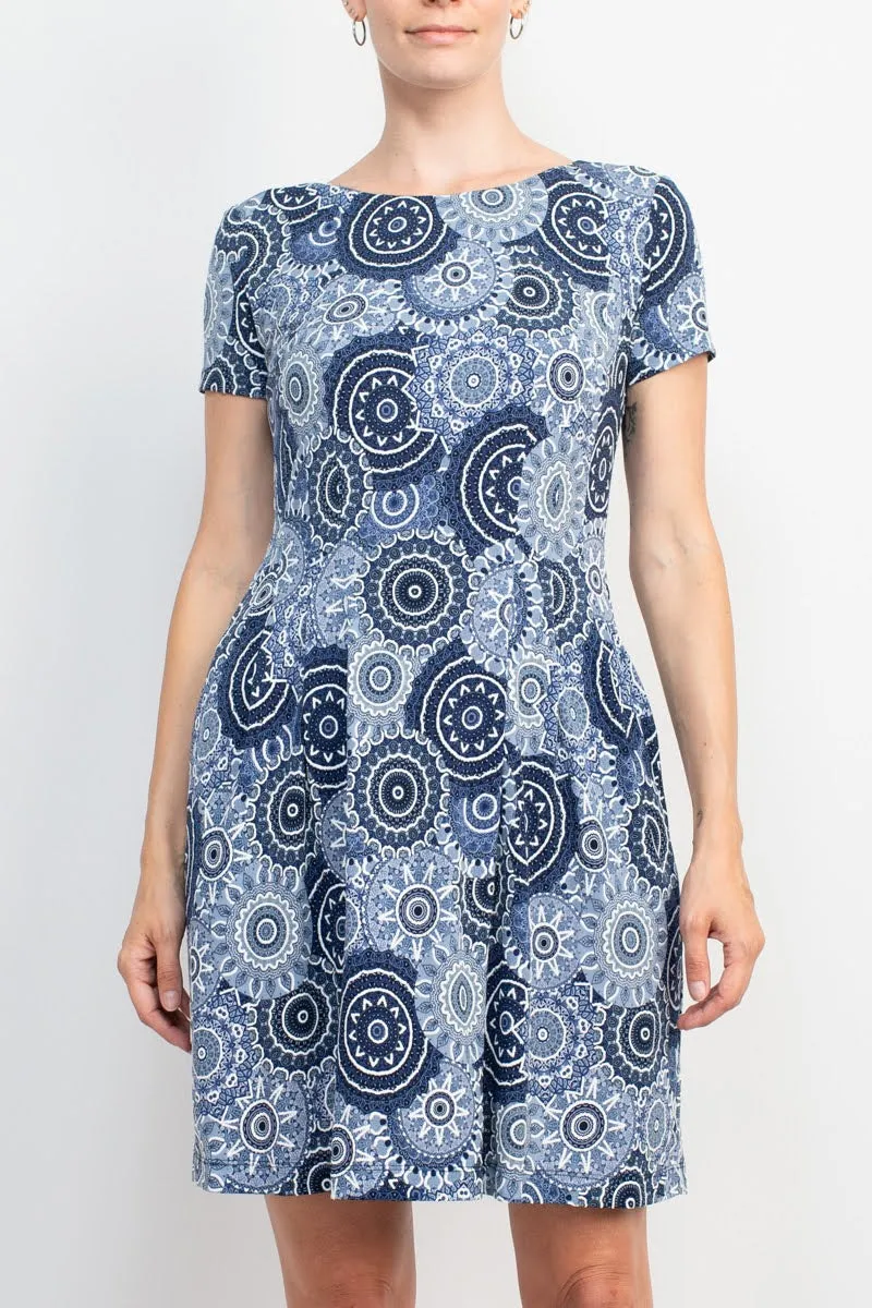 Connected Apparel Scoop Neck Short Sleeve Pleated Zipper Back Puff Print Fit & Flare Jersey Dress