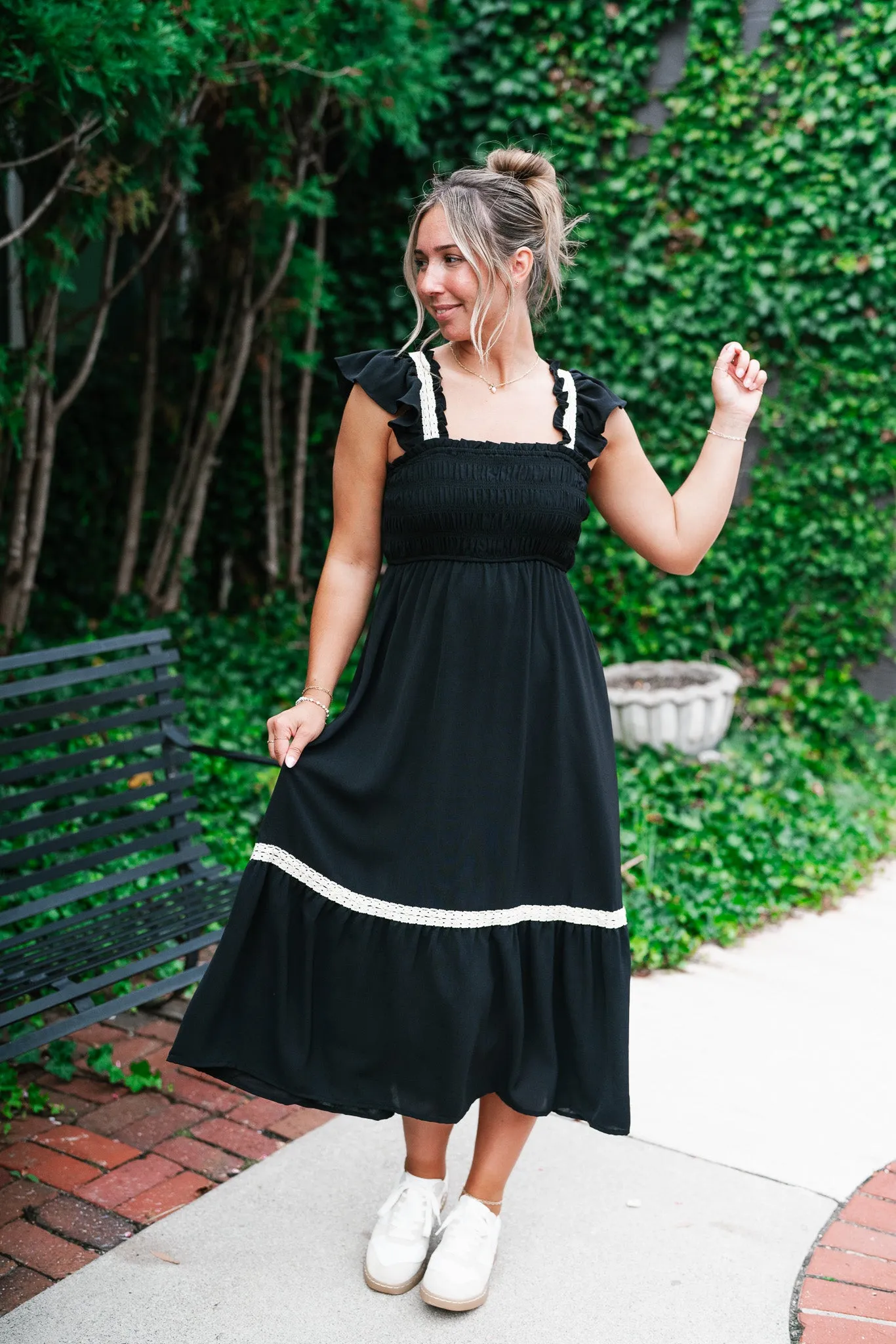 Just A Memory Midi Dress