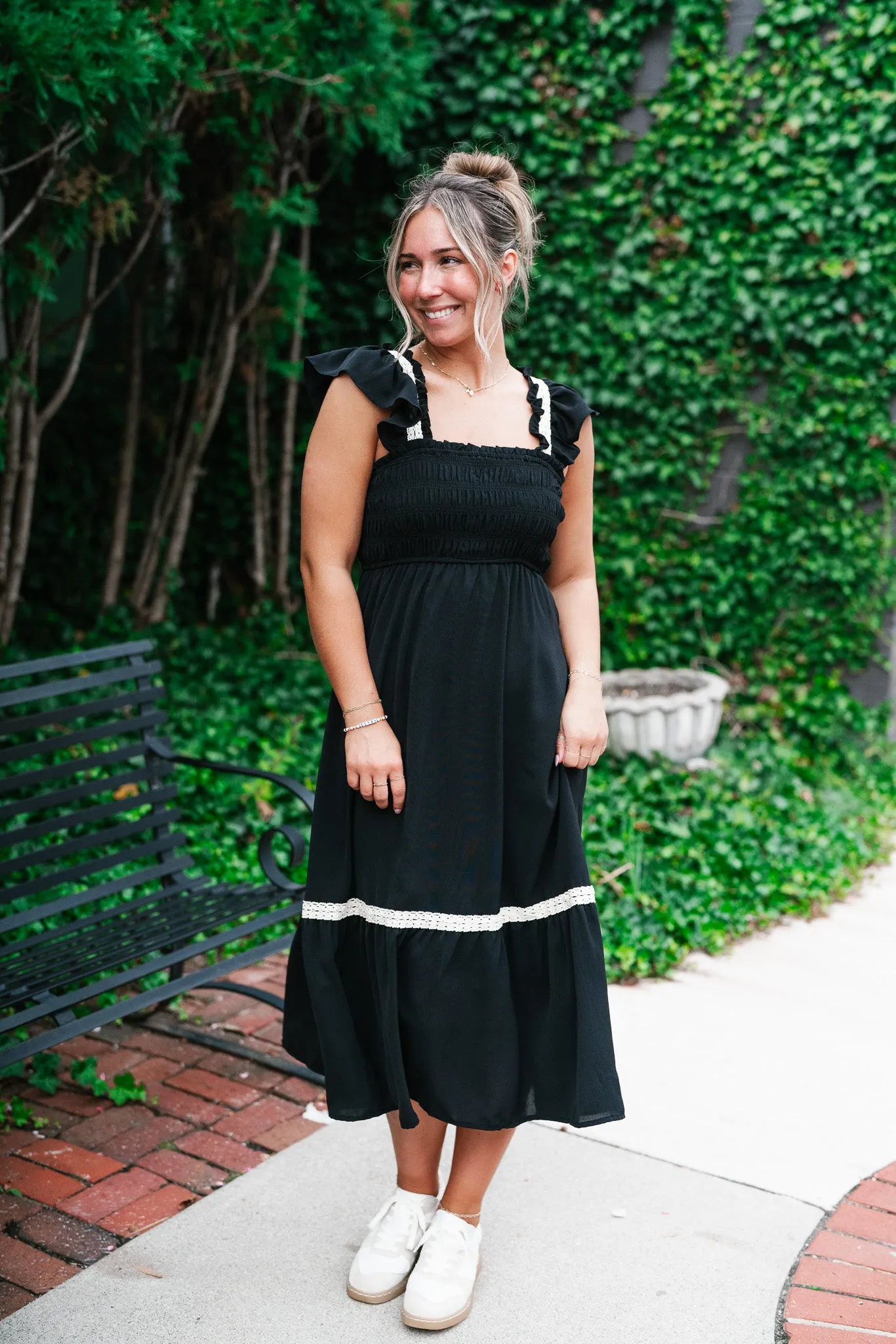 Just A Memory Midi Dress