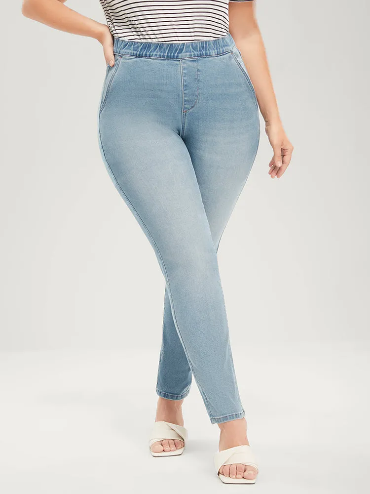 Mom Jeans Straight Very Stretchy Mid Rise Light Wash Jeans