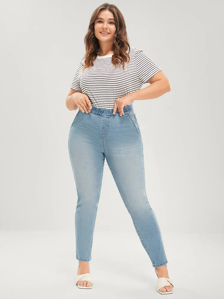 Mom Jeans Straight Very Stretchy Mid Rise Light Wash Jeans