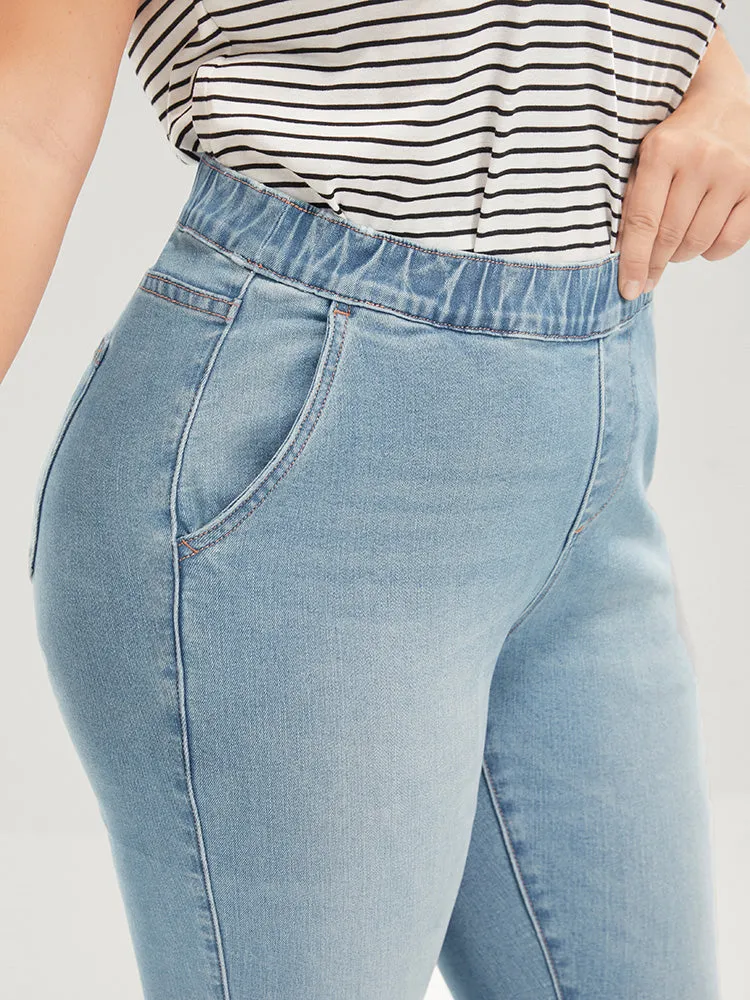 Mom Jeans Straight Very Stretchy Mid Rise Light Wash Jeans