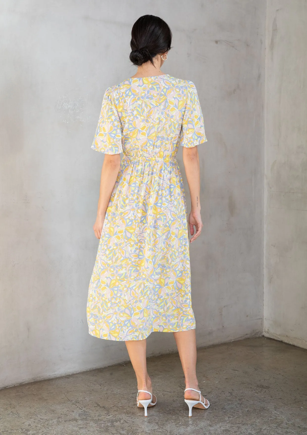 Short Sleeve Surplice Midi Dress