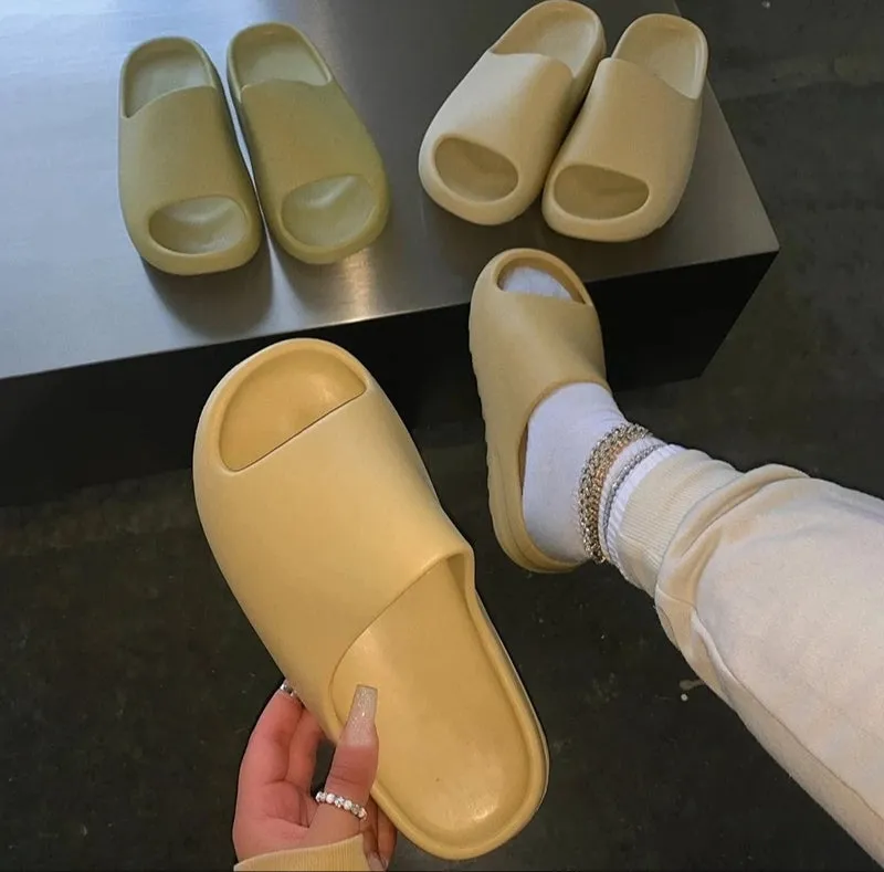 Trendy Slides (Unisex)
