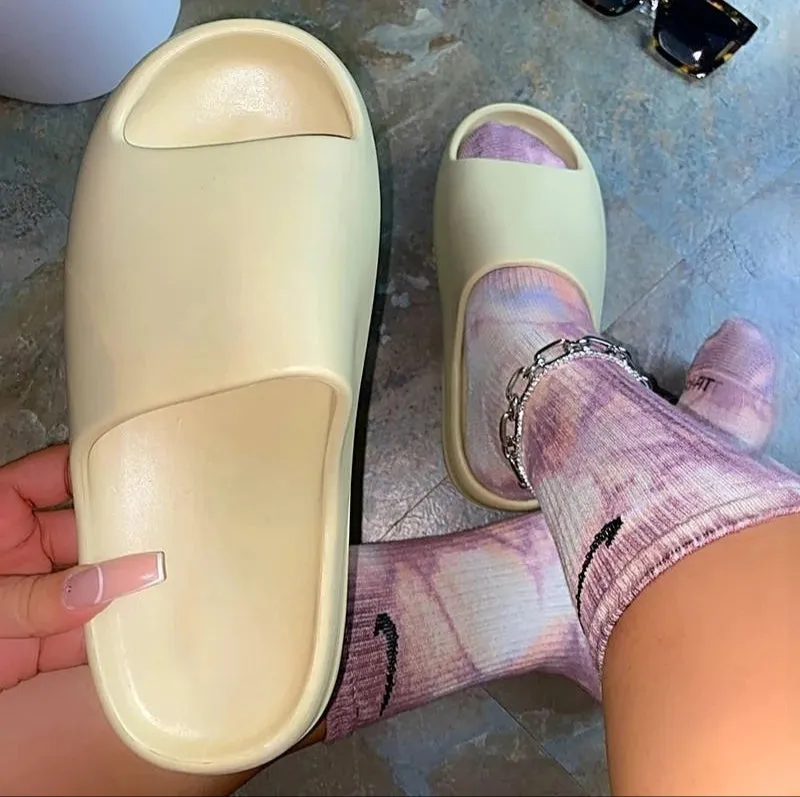 Trendy Slides (Unisex)