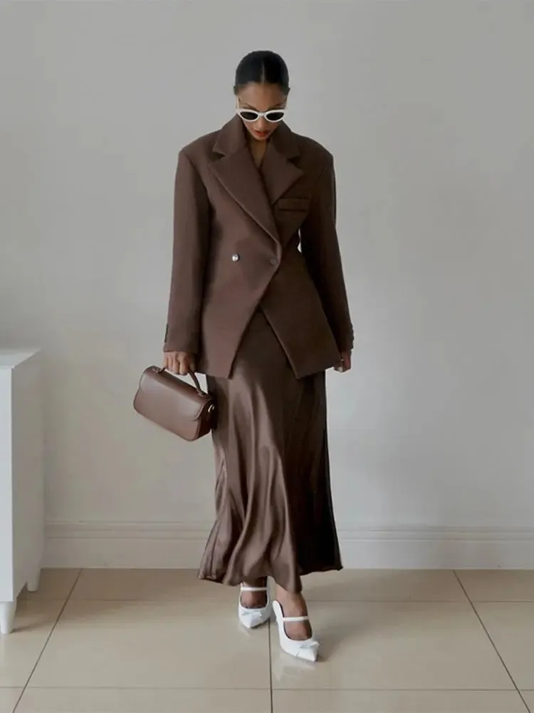 Women's Casual Brown Lapel Blazer with Pockets and Buttoned Cuffs