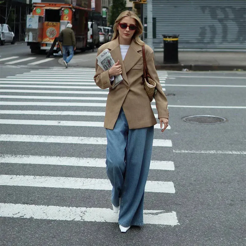 Women's Casual Brown Lapel Blazer with Pockets and Buttoned Cuffs