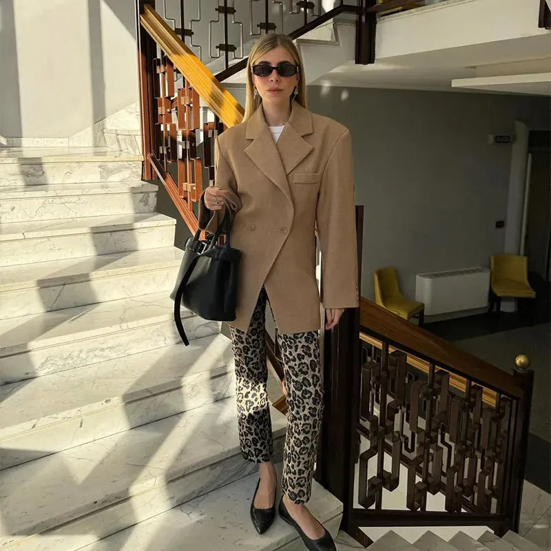 Women's Casual Brown Lapel Blazer with Pockets and Buttoned Cuffs