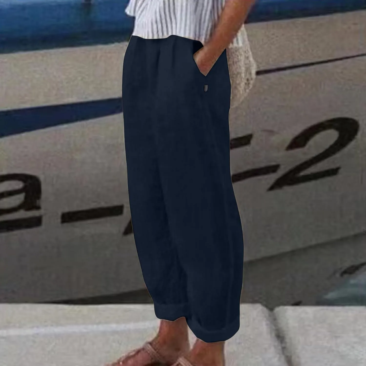 Women's Casual Pants Elastic Waist Trendy Pants Straight Leg Baggy Trousers with Pocket Sweatpants Trousers